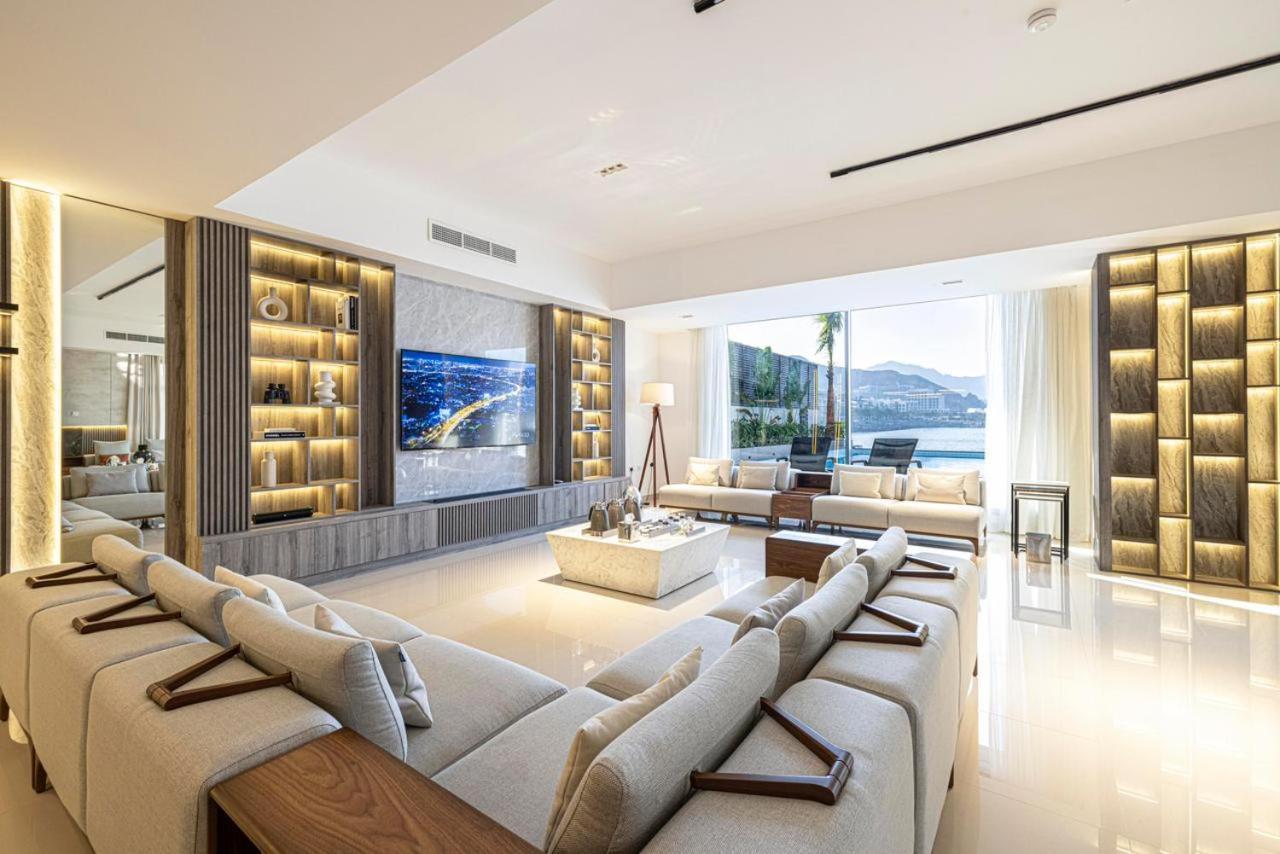 Luxury 8 Bedroom Sea And Mountain View With Infinity Pool - Al Dana Island *